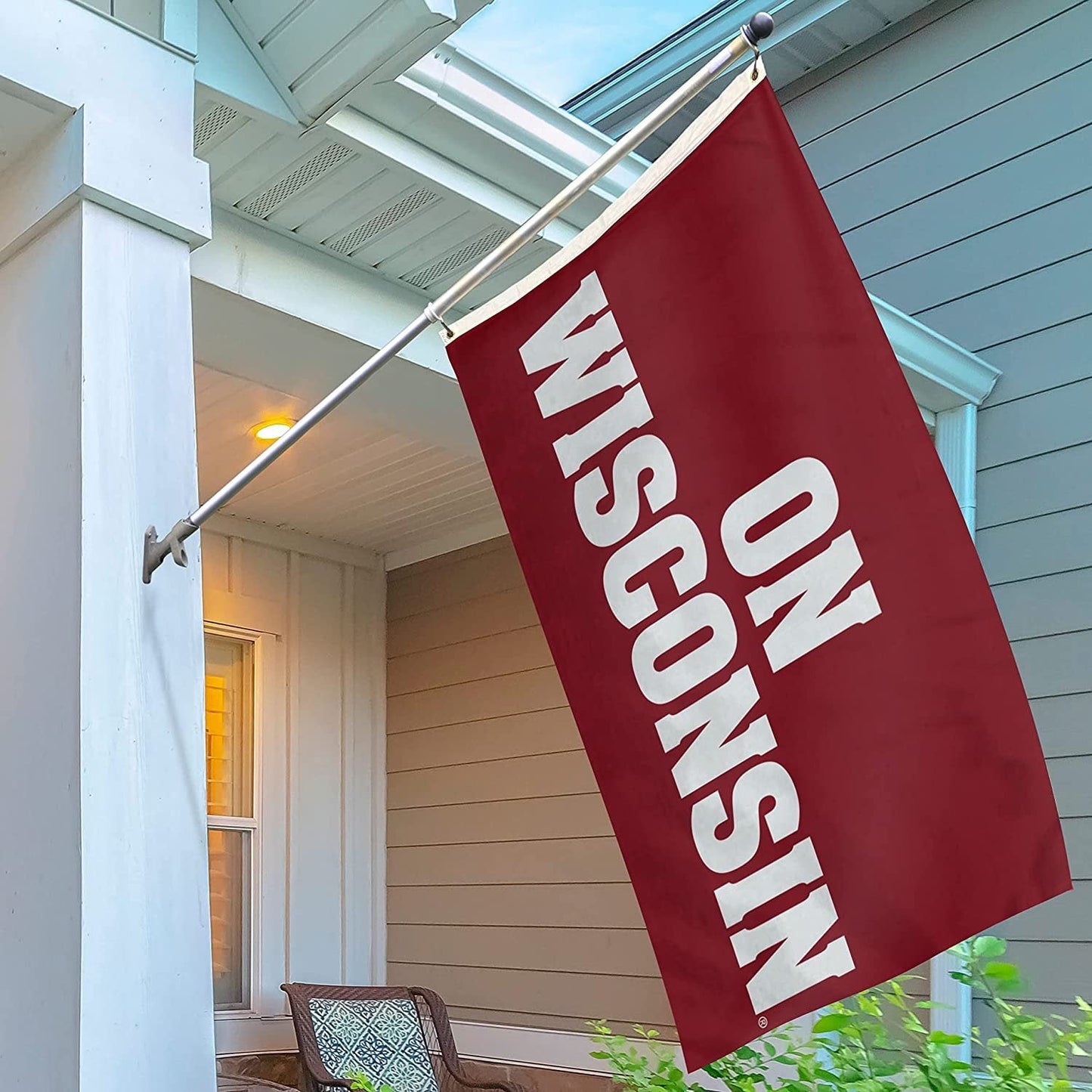 University of Wisconsin Badgers Flag Banner 3x5 Feet Metal Grommets Slogan Design