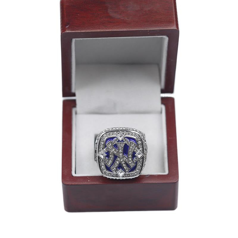 2009 New York Baseball Championship Ring Replica – Derek Jeter Fan Collectible