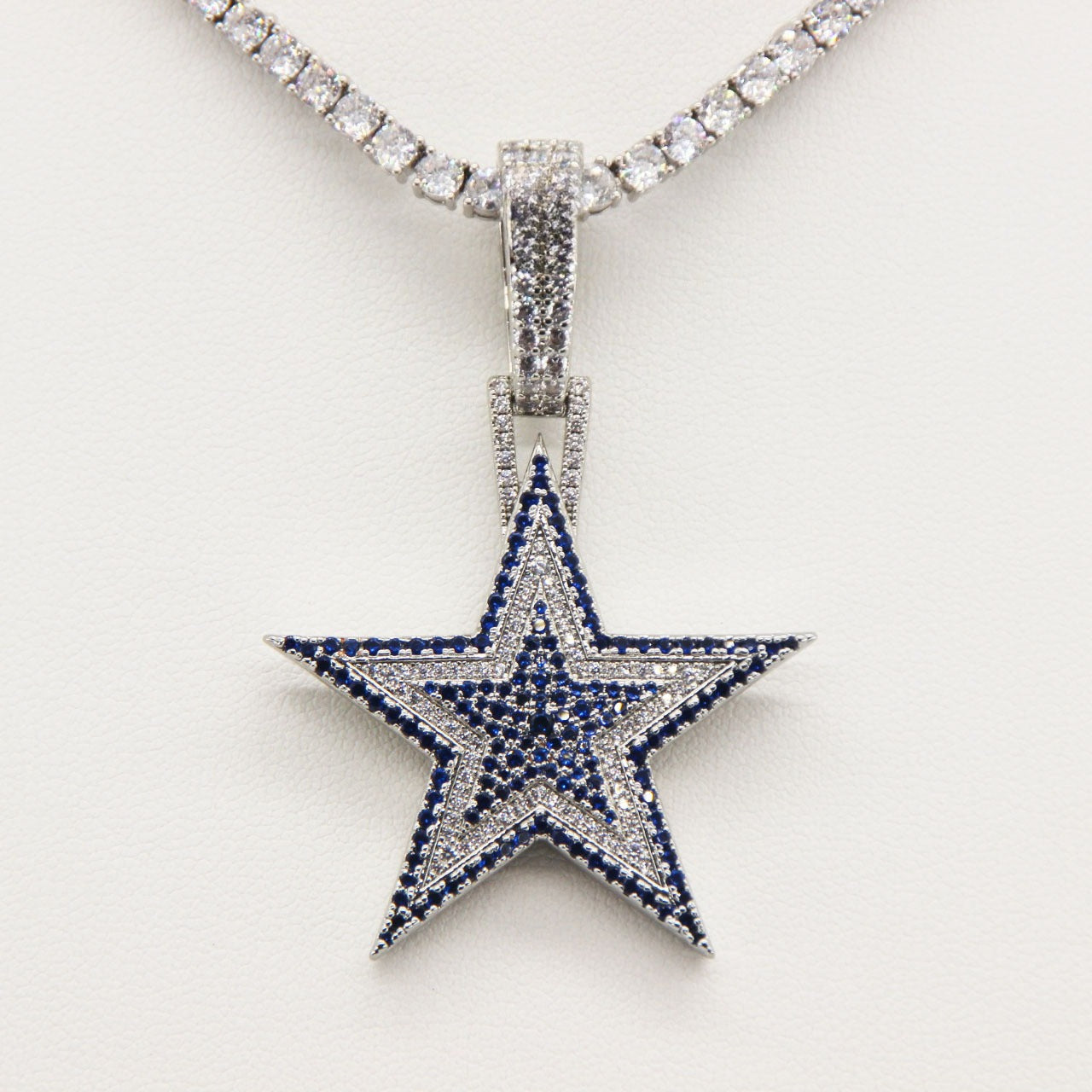 Dallas Star Pendant Necklace – Fan Gift for Game Day & Holiday Celebrations