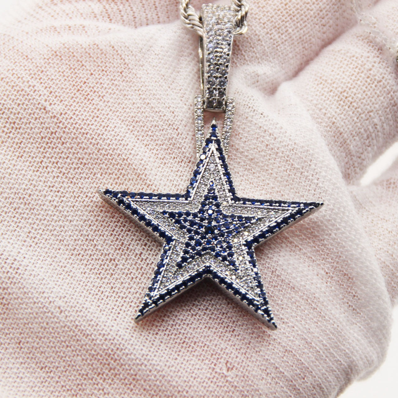 Dallas Star Pendant Necklace – Fan Gift for Game Day & Holiday Celebrations