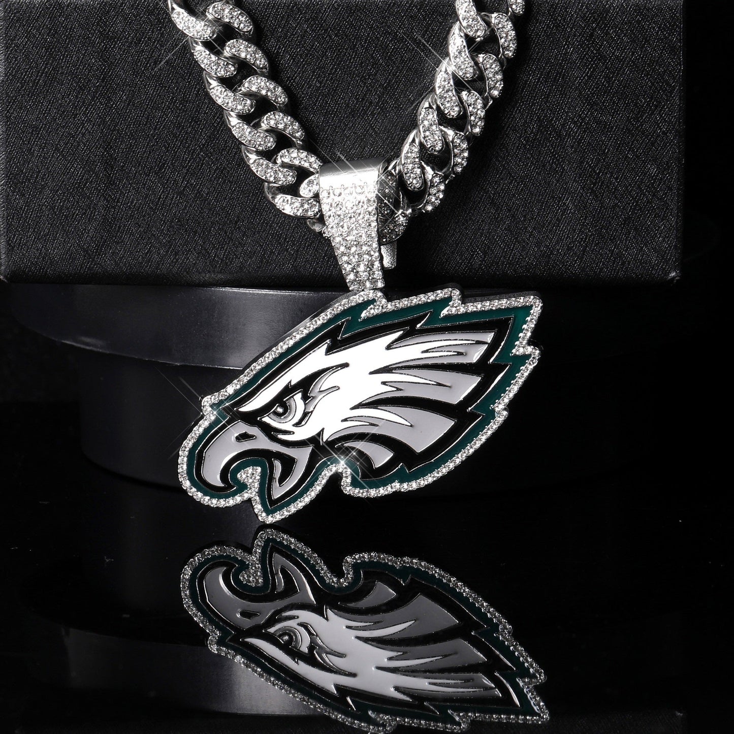 Philadelphia Emblem Pendant Necklace – Perfect Gift for Philadelphia Fans