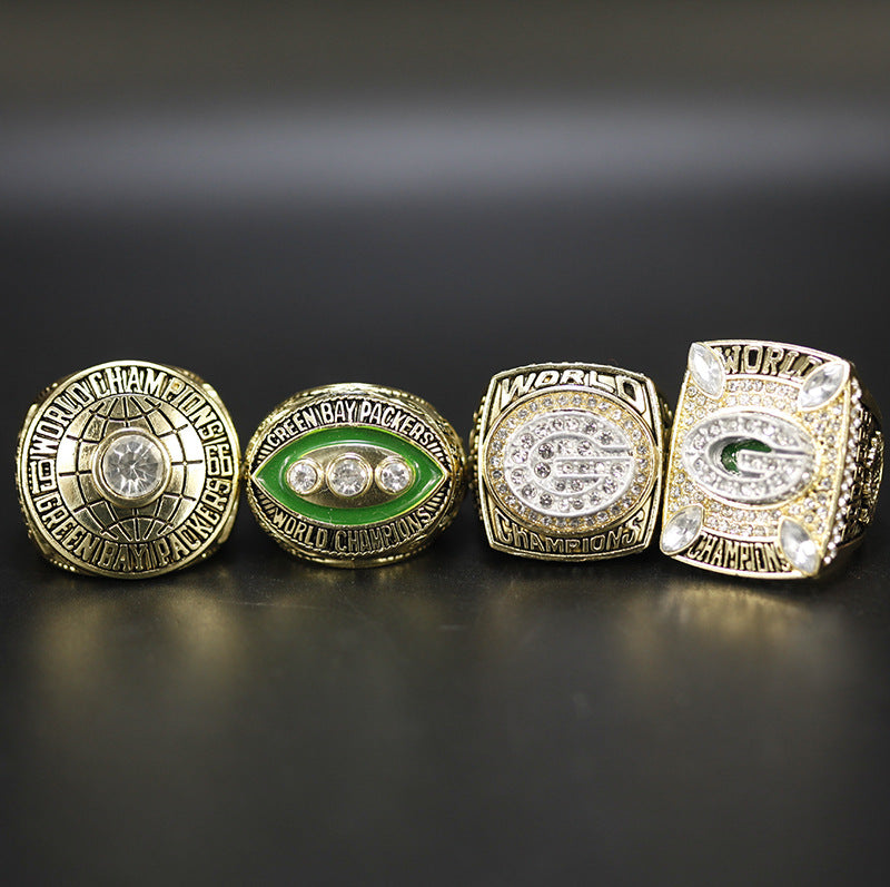 Green Bay Football Championship Rings Set (4 PCS) – Collector’s Memorabilia with Wooden Display Box