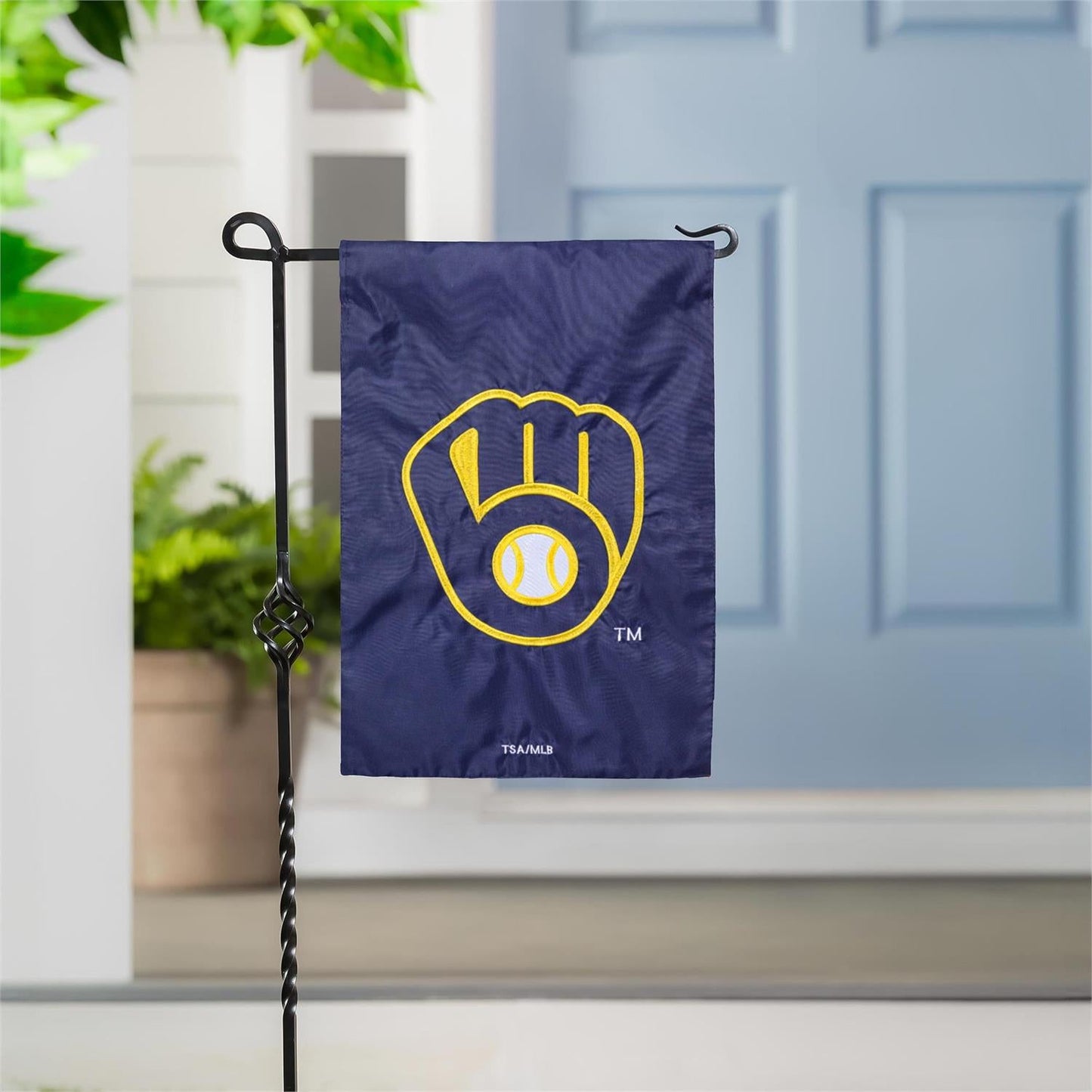 Milwaukee Brewers 2 Sided Garden Flag - Applique