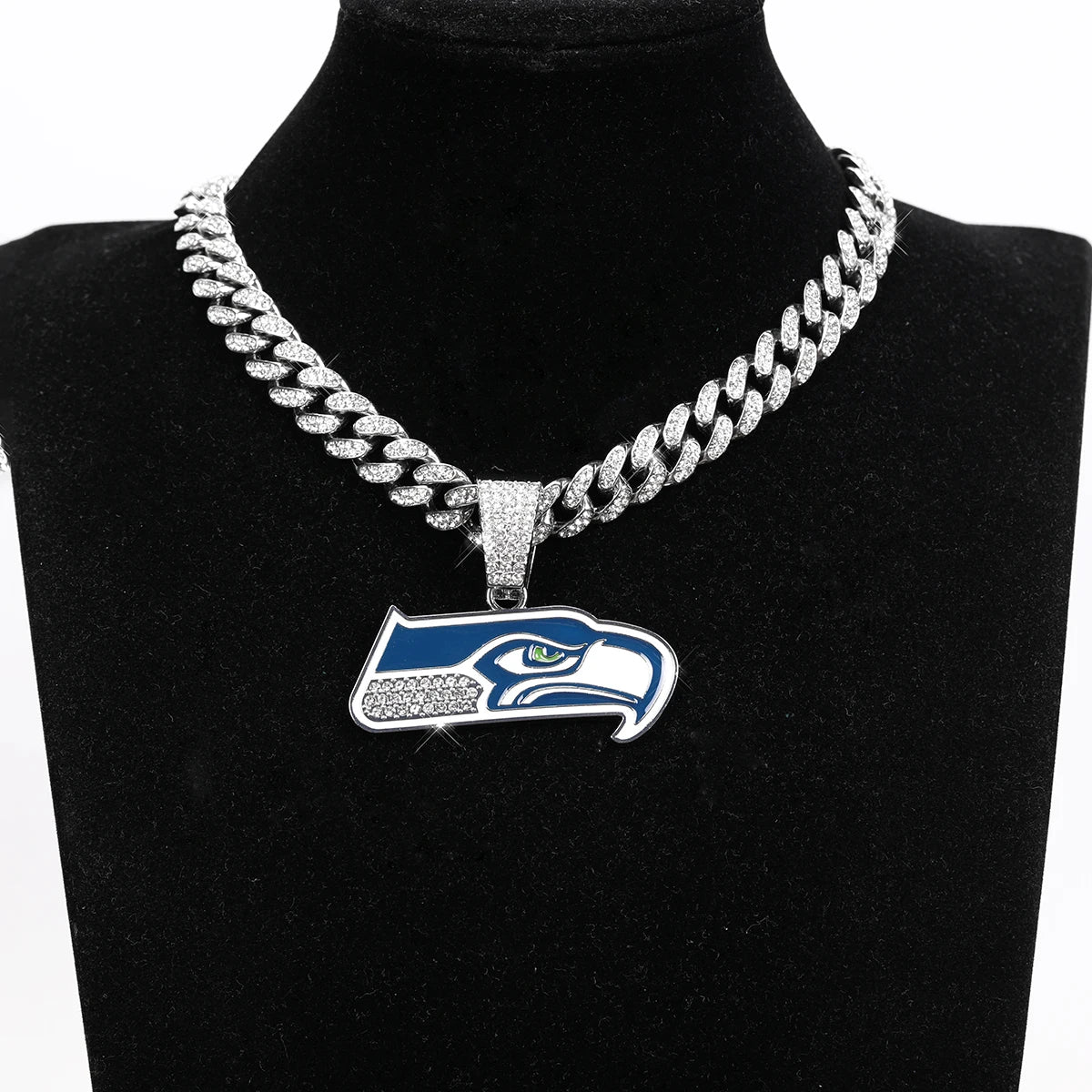 Seattle Emblem Pendant Necklace – Sparkling Gift for Seattle Lovers