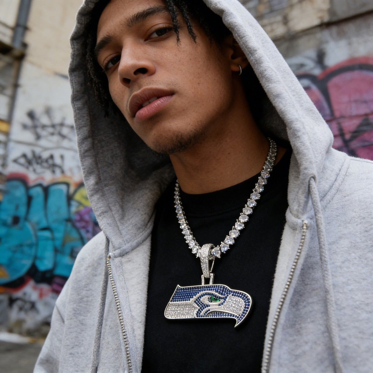 Seattle Emblem Necklace with Heart Tennis Chain – Iced Out Fan Jewelry Gift