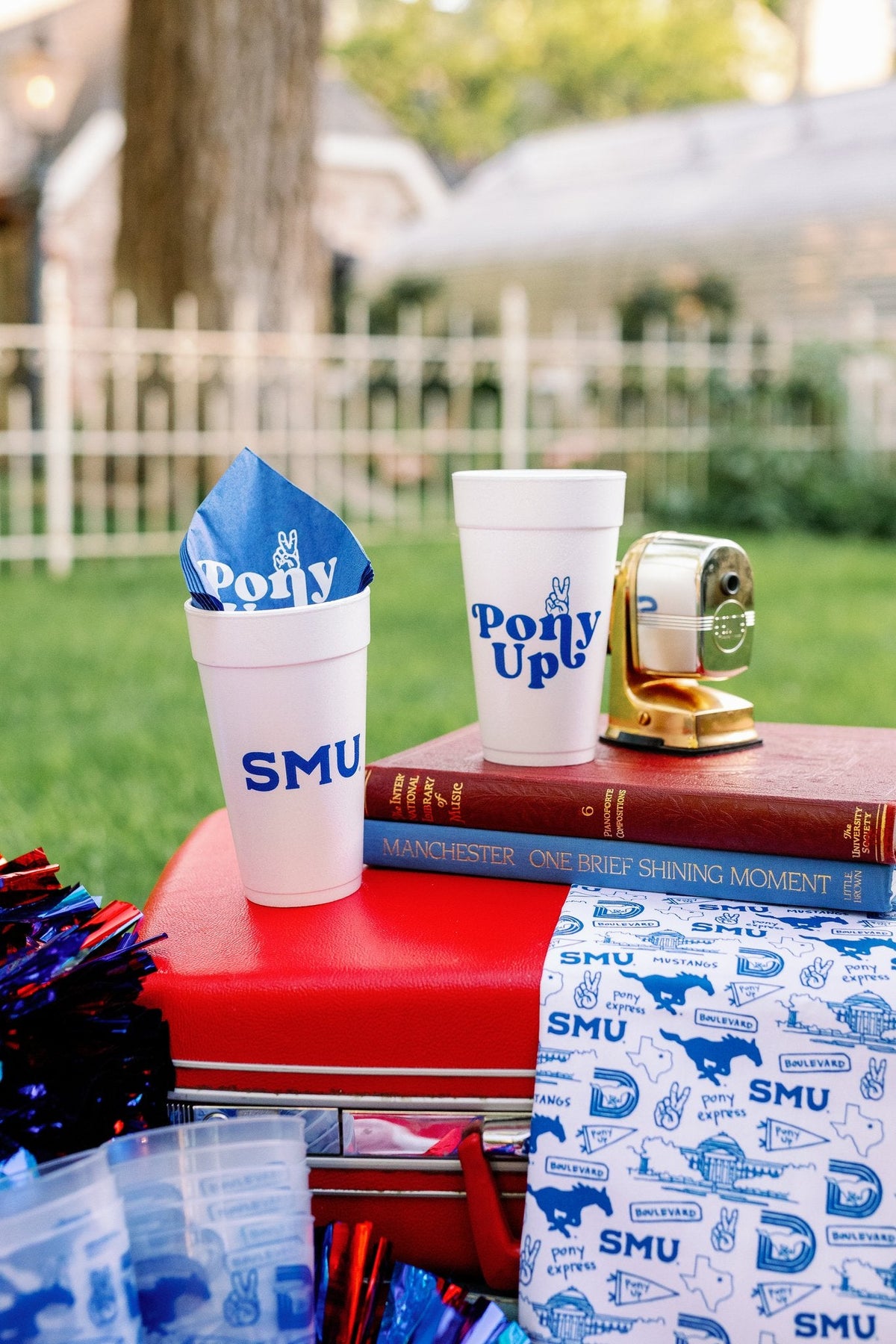 Southern Methodist University (SMU) - 20 oz Styrofoam Cups, Set of 8