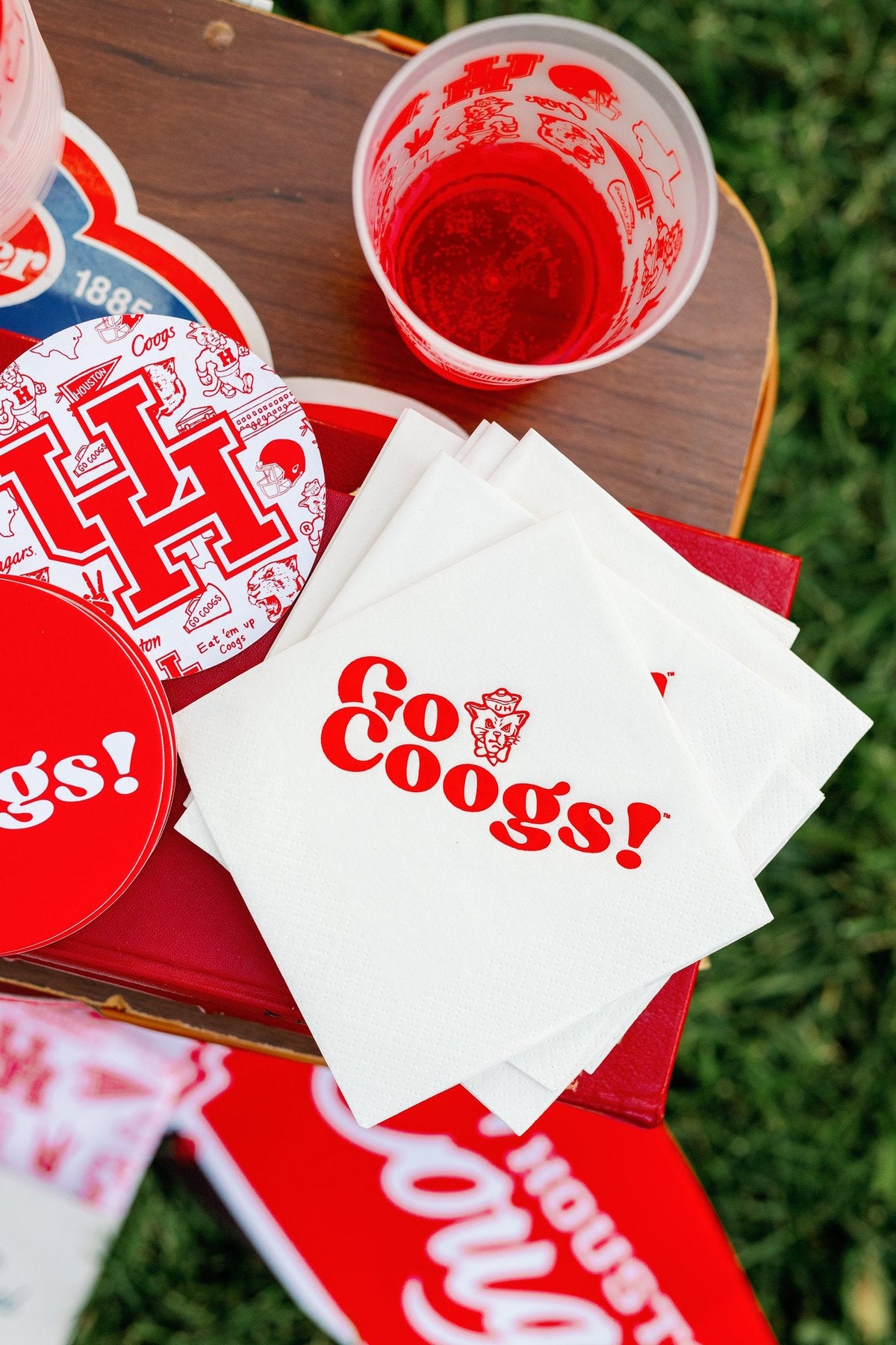 The University of Houston - White 3-Ply Cocktail Napkins, Set of 25