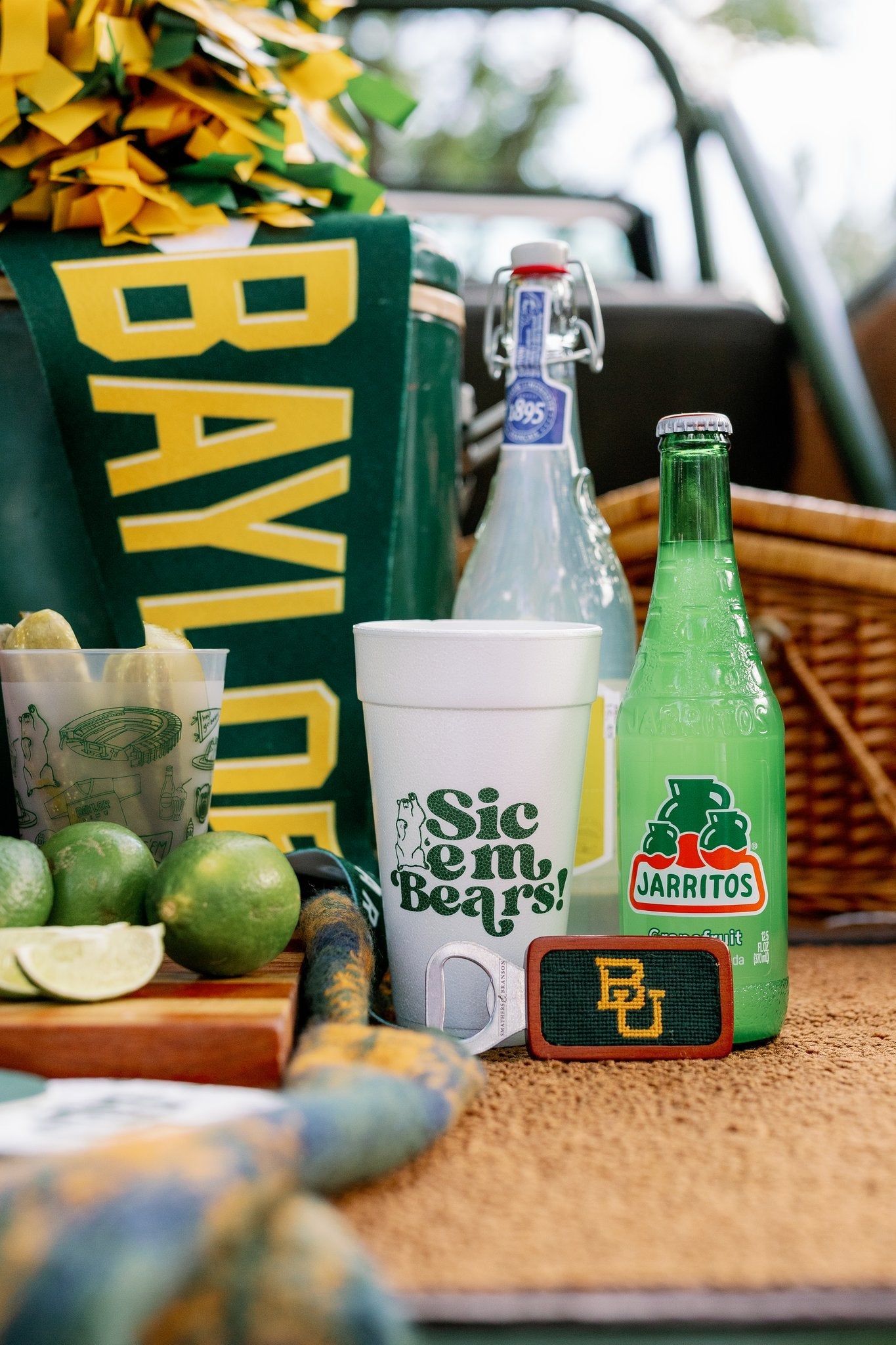 Baylor Styrofoam Cups Set of 8 - 20 ounces