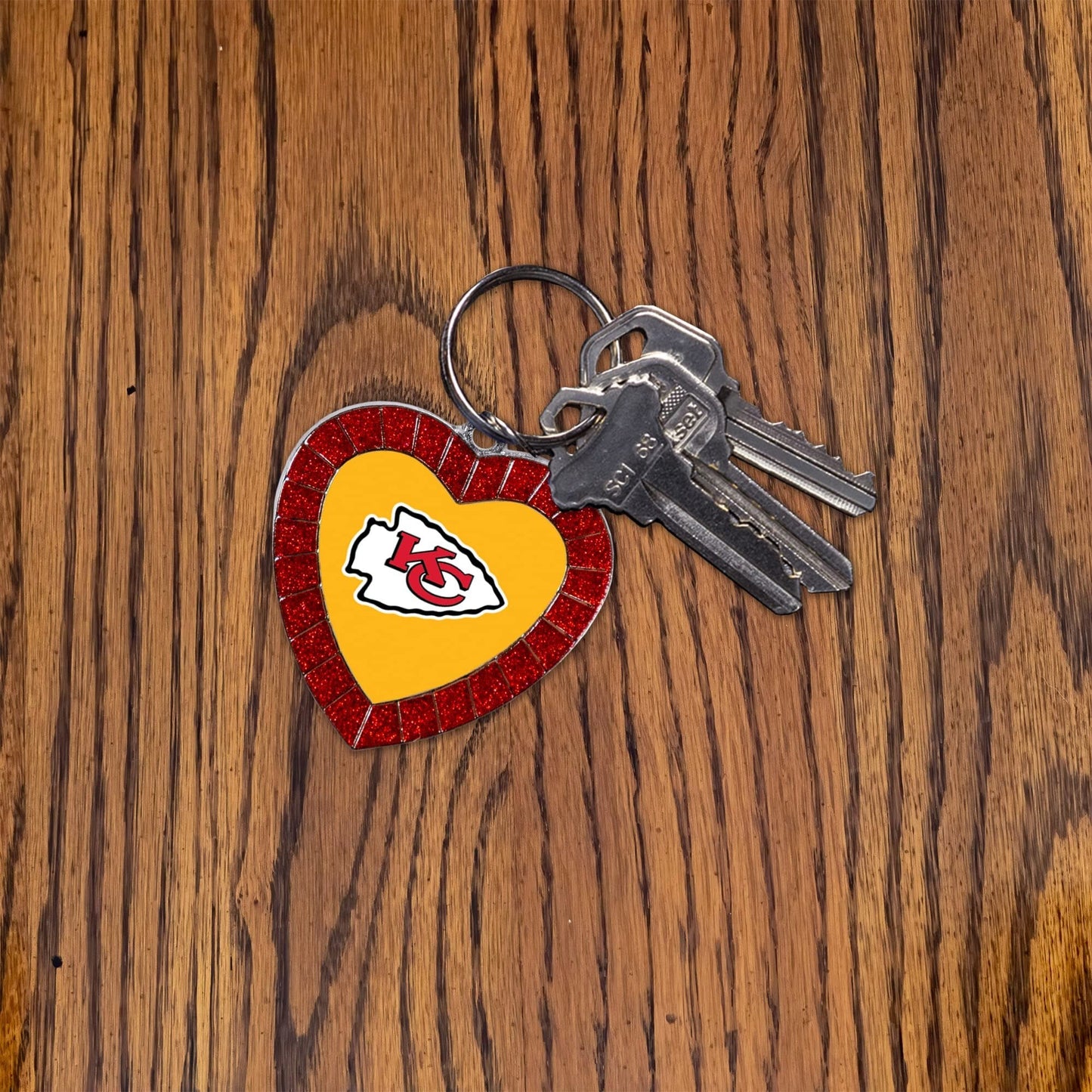 Cincinnati Bengals Metal Keychain, Team Color Rhinestone Heart, 3 Inches