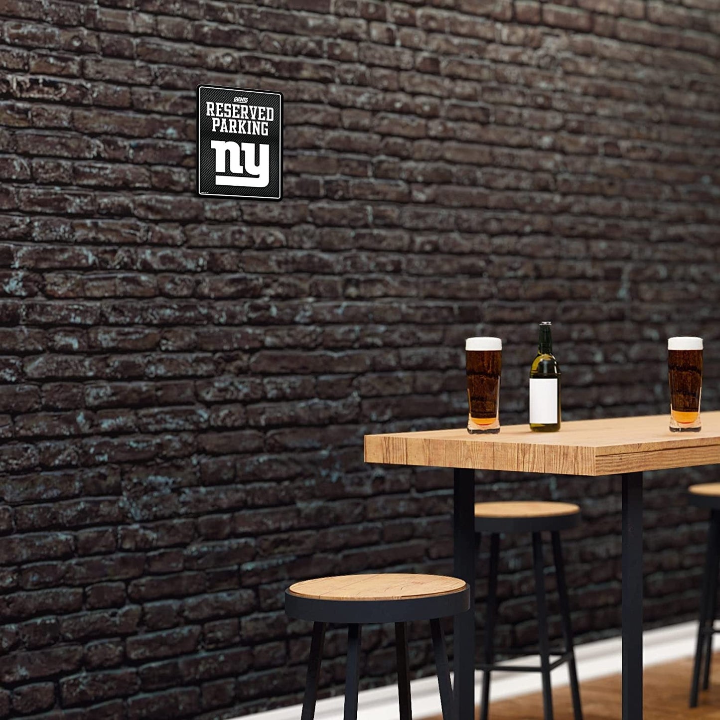 New York Giants Metal Parking Sign, Carbon Fiber Design 8.5x11 Inch