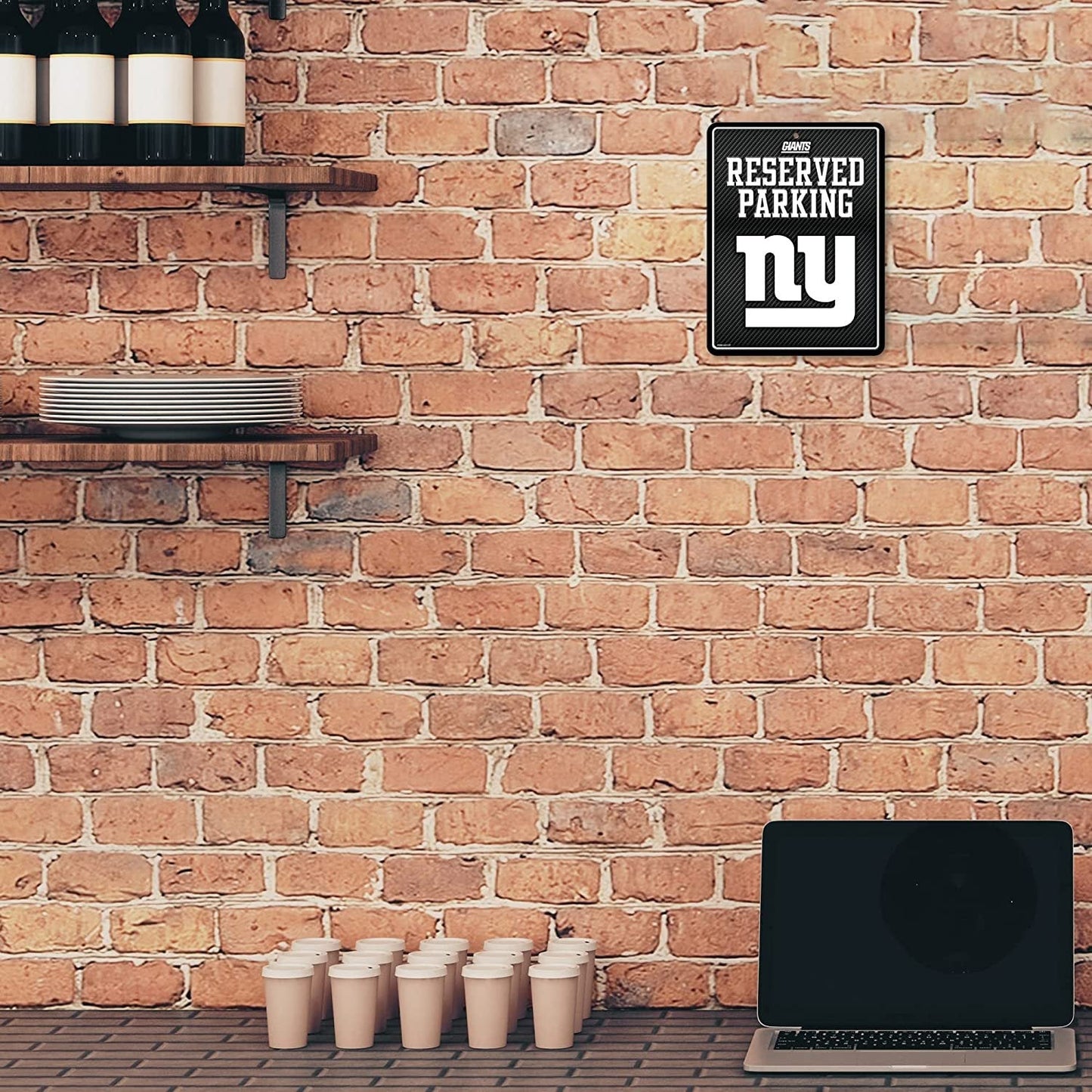 New York Giants Metal Parking Sign, Carbon Fiber Design 8.5x11 Inch