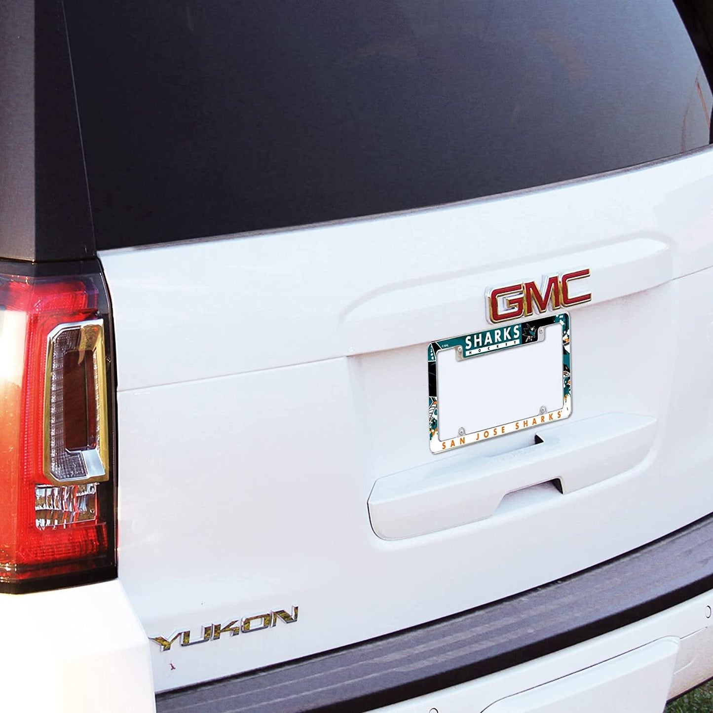 Orlando Magic Metal License Plate Frame Chrome Tag Cover Carbon Fiber Design 6x12 Inch