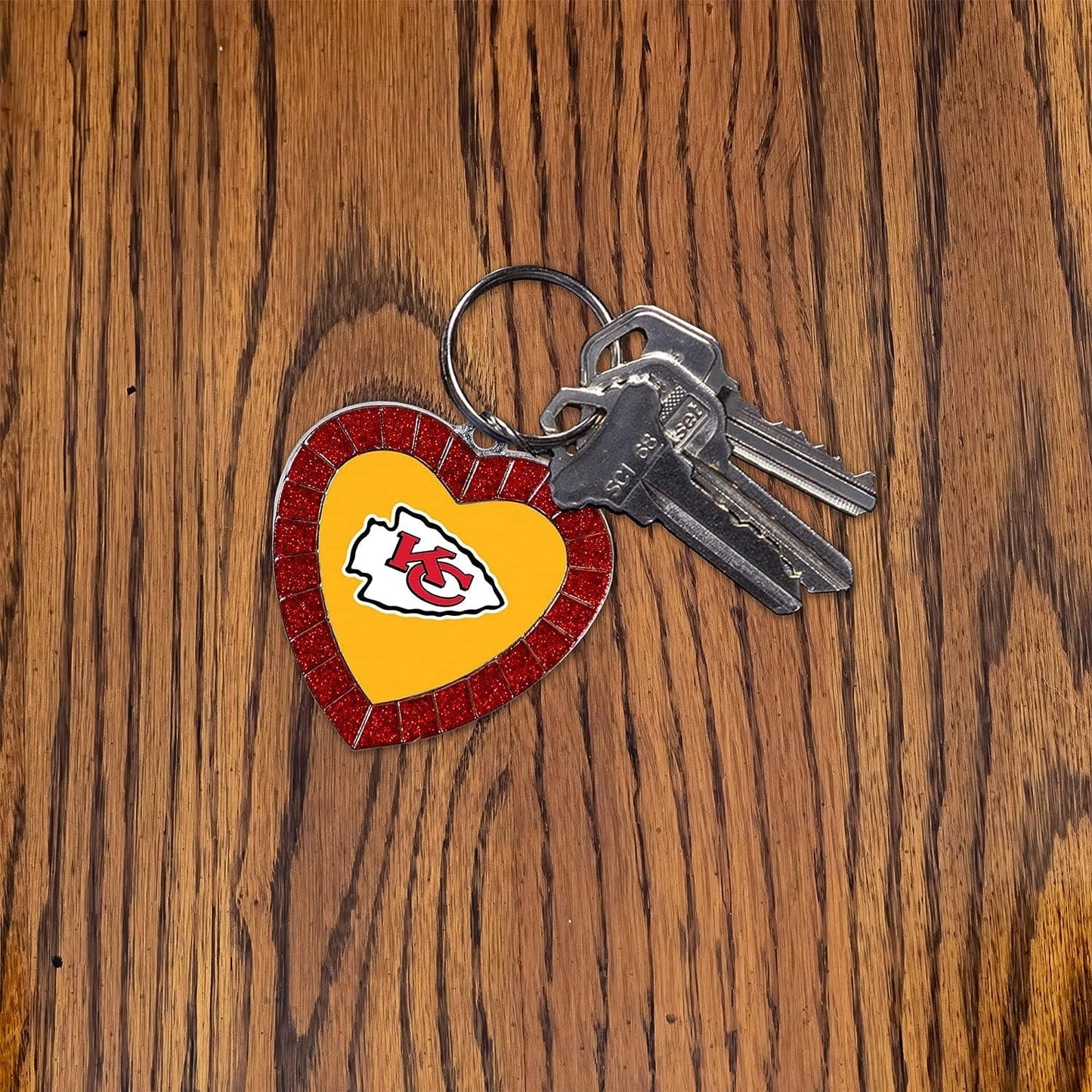 University of Alabama Crimson Tide Metal Keychain, Rhinestone Heart Team Color, 3 Inch