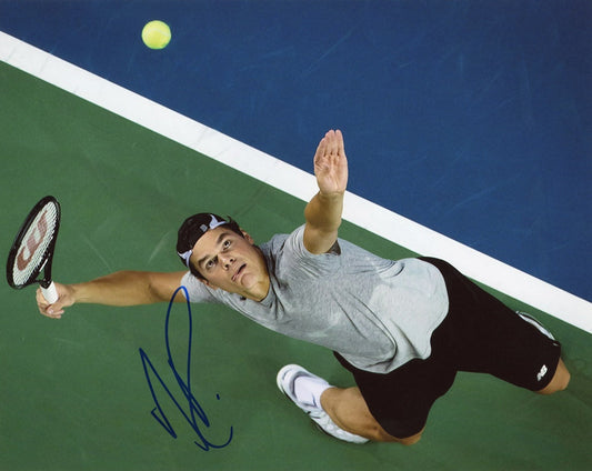 Milos Raonic Signed 8x10 Photo