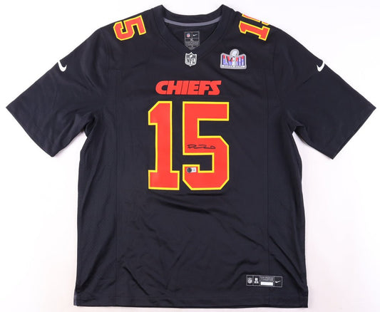 Patrick Mahomes II Signed Chiefs Nike Jersey With SB LVIII Patch (Beckett)