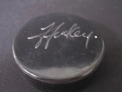 Steven Stamkos Signed Hockey Puck (Heritage COA)